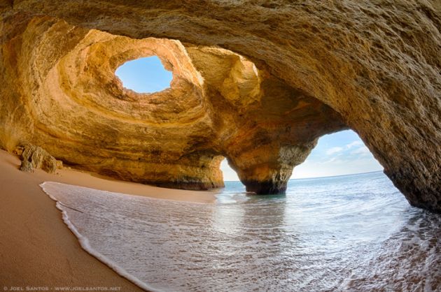 Top-10-Unusual-Beaches-Algarve-Photo-by-Joel-Santos-740x491