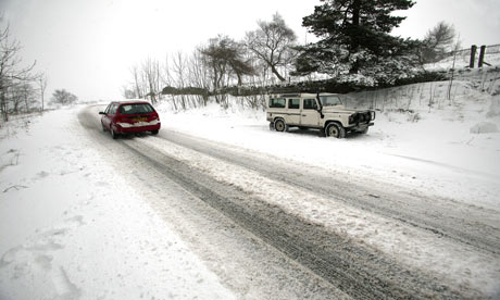 snow-on-roads-001