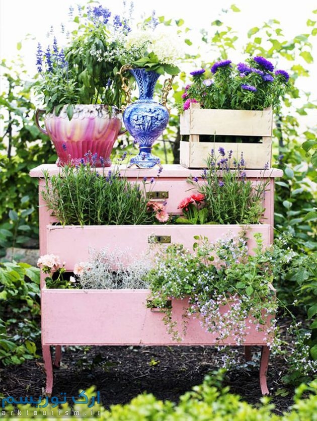 recycled-furniture-fairytale-garden-3__700