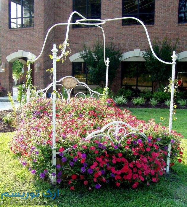 recycled-furniture-garden-2__700
