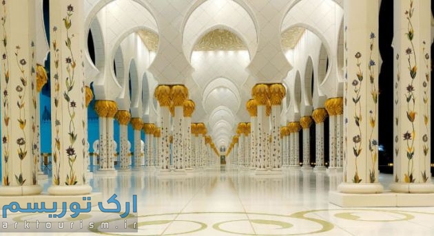 نمای داخلی مسجد «شیخ زاید»