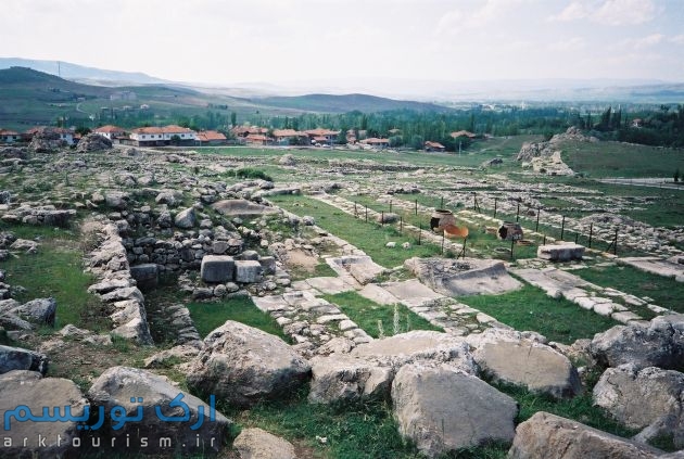 Turkey-Hattusha-Hittite-capital-world-heritage-site-Temple-One-storerooms-SEW