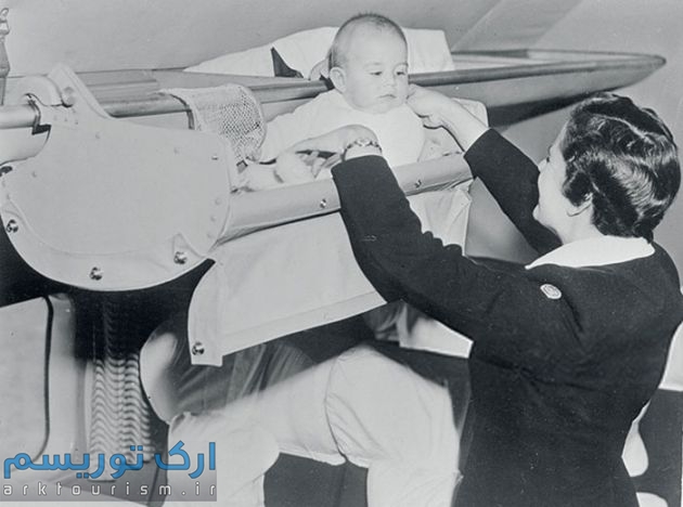 نوزاد در هواپیما